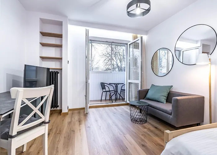 Modern Studio Close To The Metro